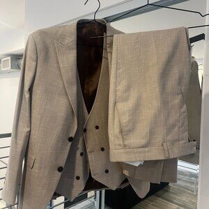 TUTAR Slimfit 3 Piece Suit - Men’s Tan - Blazer, Vest, & Pants - Great Condition